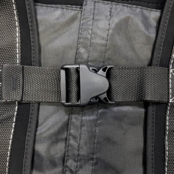 Неопреновый разгрузочный жилет Scorpena Неопреновый разгрузочный жилет Scorpena